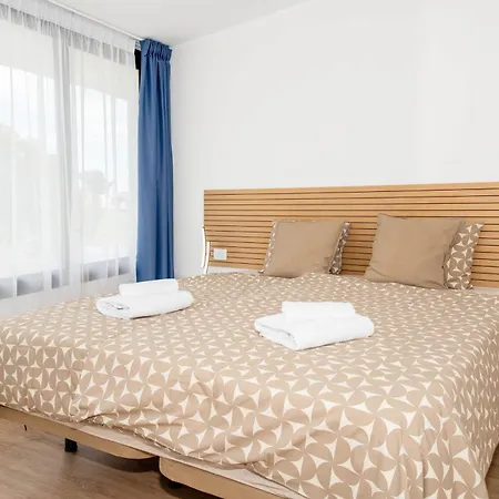 Villa Charming 3-br With Pool, En-suite Bathrooms & Parking, Amarilla Golf San Miguel de Abona