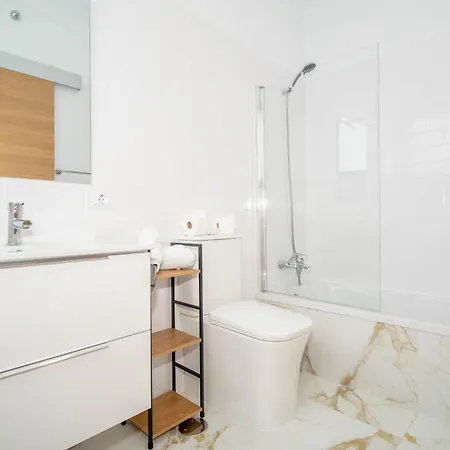 Charming 3-br With Pool, En-suite Bathrooms & Parking, Amarilla Golf San Miguel de Abona